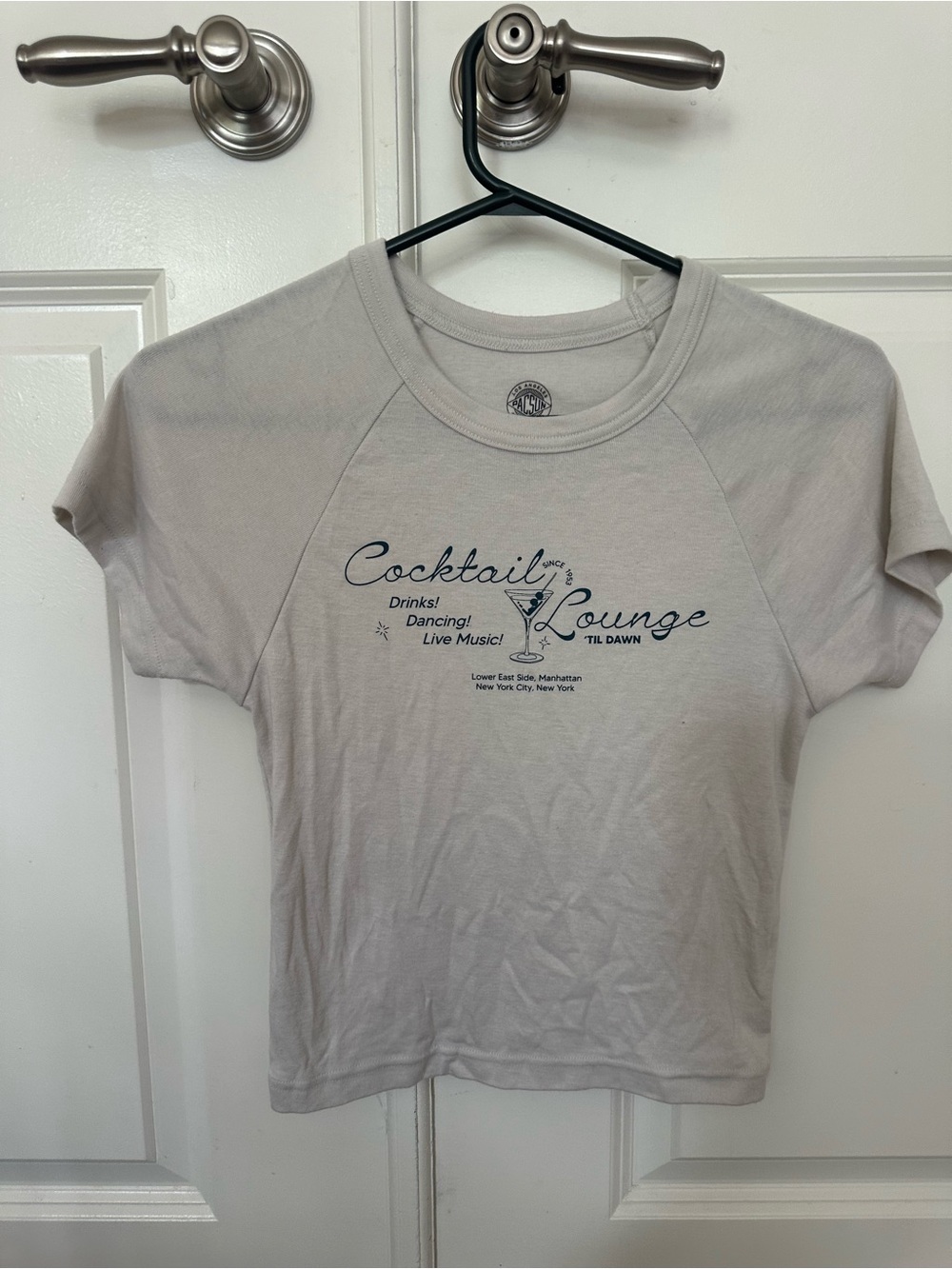 Pacsun Cropped Cocktail Louge T-Shirt